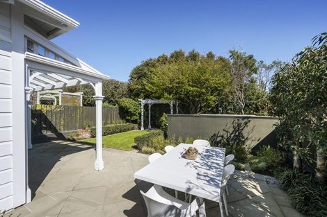 Photo of property in 19 Brougham Street, Mount Victoria, Wellington, 6011