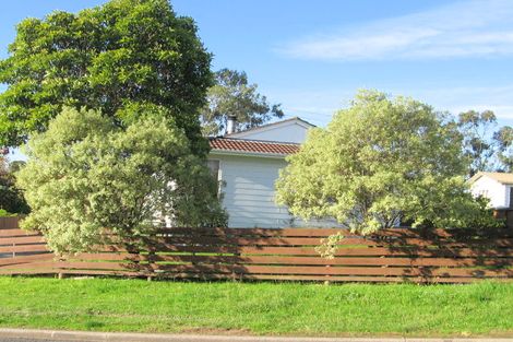 Photo of property in 3 Pesaro Place, Clover Park, Auckland, 2023