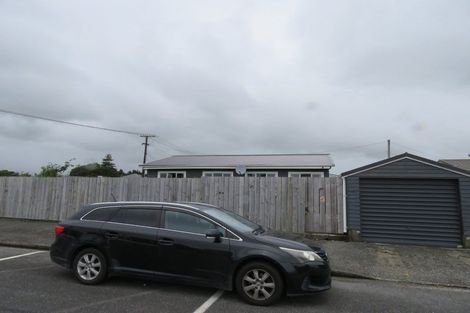 Photo of property in 104 Russell Street, Westport, 7825