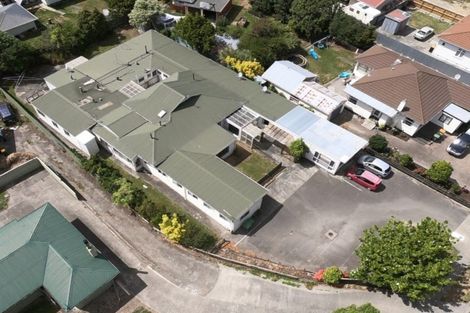 Photo of property in 61 Botanical Road, Takaro, Palmerston North, 4412