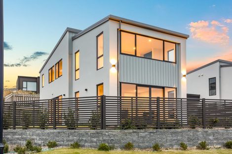 Photo of property in 2b Kaiaho Close, Aotea, Porirua, 5024