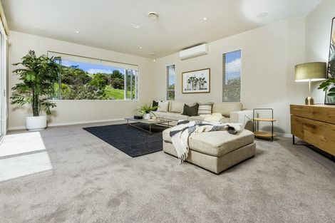 Photo of property in 52 Rautahi Terrace, Redvale, Albany, 0792
