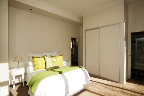 Photo of property in 2/5 Whareora Terrace, Cashmere, Christchurch, 8022