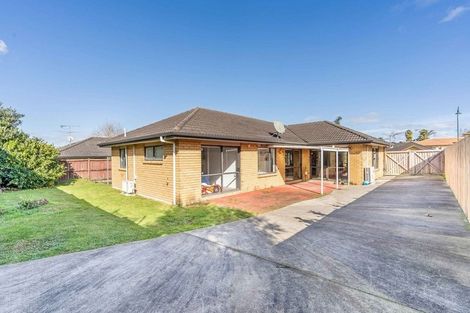 Photo of property in 57 Magic Way, Randwick Park, Auckland, 2105