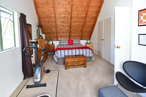 Photo of property in 12 Rautawhiri Road, Helensville, 0800