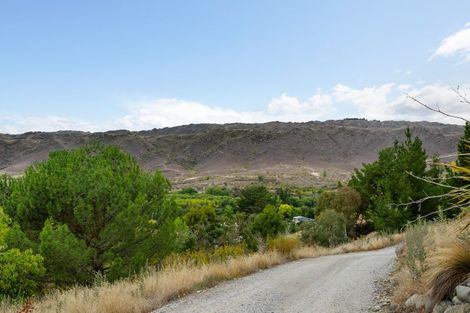 Photo of property in 53 Gilligans Gully Road, Alexandra, 9320