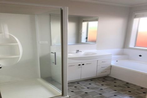 Photo of property in 32 Parkside Drive, Huntington, Hamilton, 3210