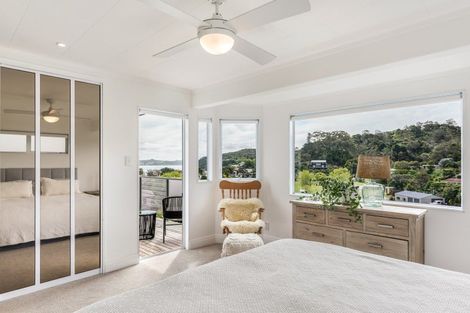 Photo of property in 11 Long Beach Road, Russell, 0202