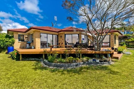 Photo of property in 48 Waldorf Crescent, Orewa, 0931