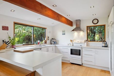 Photo of property in 28 Moetapu Bay Road, Moetapu Bay, Picton, 7282