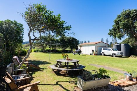 Photo of property in 2179 Whananaki North Road, Whananaki, Hikurangi, 0181