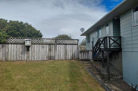 Photo of property in 5 Ilam Grove, Kelson, Lower Hutt, 5010