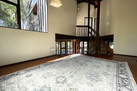 Photo of property in 1/64 Mirrabooka Avenue, Botany Downs, Auckland, 2010