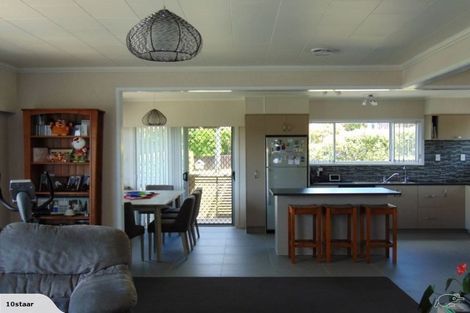 Photo of property in 2 Bowden Place, Te Awamutu, 3800