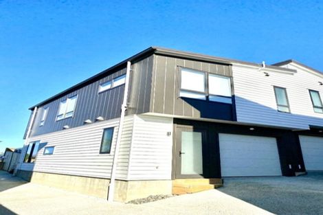 Photo of property in 4b Unsworth Drive, Unsworth Heights, Auckland, 0632