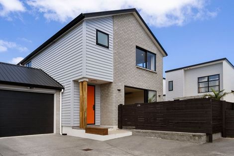 Photo of property in 27b Westgate Drive, Westgate, Auckland, 0614