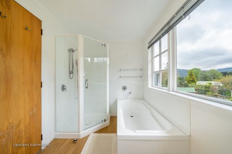 Photo of property in 11 Forest Road, Pinehaven, Upper Hutt, 5019