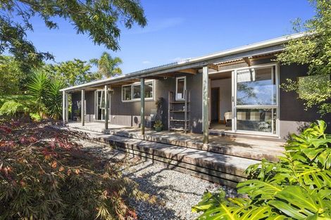 Photo of property in 21 Calgher Avenue, Waitara, 4320