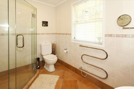 Photo of property in 11 Park Rise, Campbells Bay, Auckland, 0630