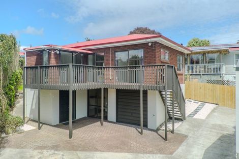 Photo of property in 7b Lowtherhurst Road, Massey, Auckland, 0614