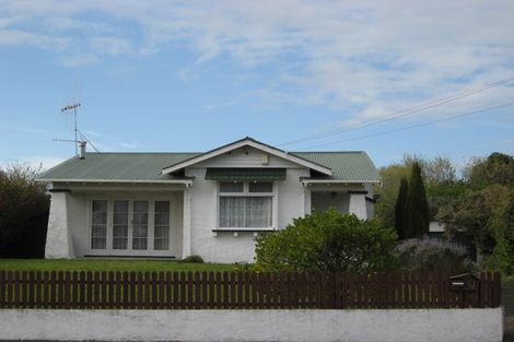 Photo of property in 35 Alma Road, Gonville, Whanganui, 4501