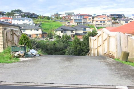 Photo of property in 2 Pistachio Place, Goodwood Heights, Auckland, 2105