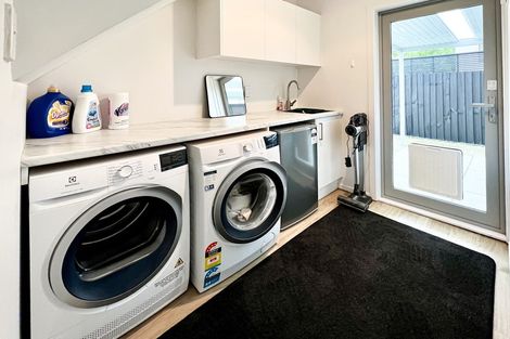 Photo of property in 1/86 Springfield Road, St Albans, Christchurch, 8014