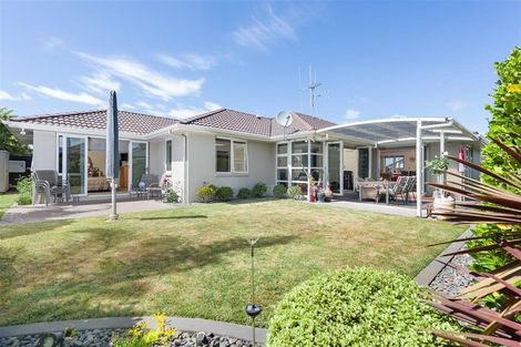 Photo of property in 51 Gibson Place, Papamoa Beach, Papamoa, 3118