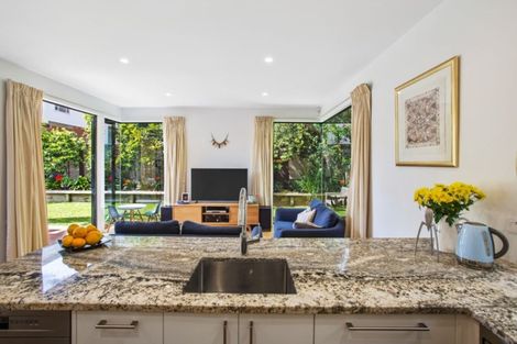 Photo of property in 1/2 The Esplanade, Castor Bay, Auckland, 0620