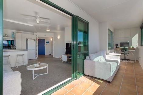 Photo of property in 1e/25 Maclean Street, Paraparaumu Beach, Paraparaumu, 5032