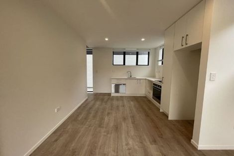 Photo of property in 15/12 Tawa Road, Te Atatu Peninsula, Auckland, 0610