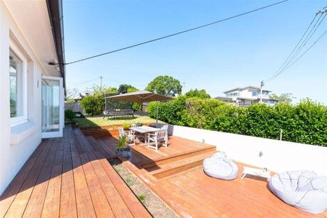 Photo of property in 50 Quebec Road, Milford, Auckland, 0620
