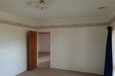Photo of property in 191a Te Atatu Road, Te Atatu South, Auckland, 0610
