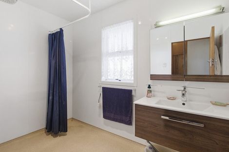 Photo of property in 165 Studholme Street, Morrinsville, 3300