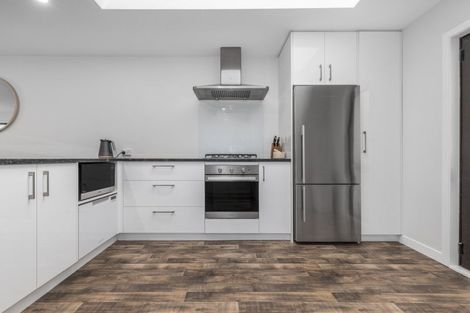 Photo of property in 2/24 Acheron Road, Paremata, Porirua, 5026