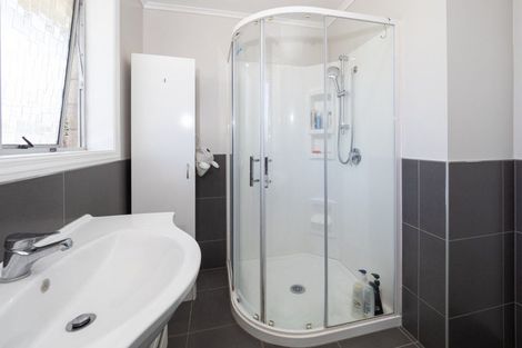 Photo of property in 82 Mcmurdo Street, Tinwald, Ashburton, 7700