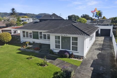 Photo of property in 33 Rosebank Avenue, Avalon, Lower Hutt, 5011
