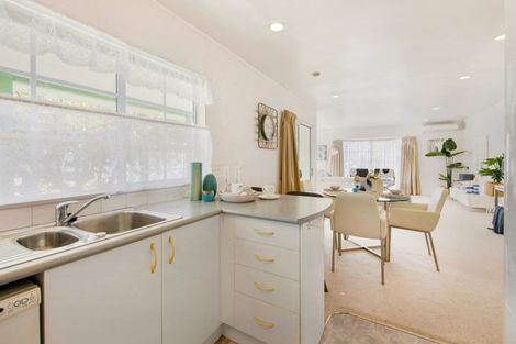 Photo of property in 12 Central Park Drive, Te Atatu South, Auckland, 0610