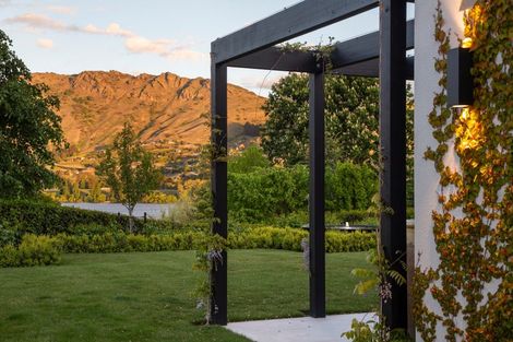 Photo of property in 8 Marshall Avenue, Lake Hayes, Queenstown, 9371