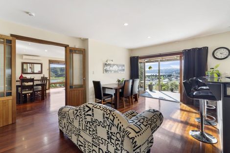 Photo of property in 62 Kiriwai Road, Paremata, Porirua, 5024