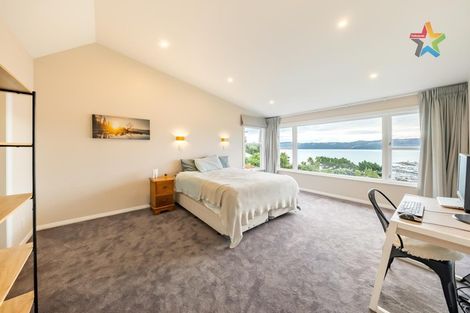 Photo of property in 15 Nikau Road, Point Howard, Lower Hutt, 5013