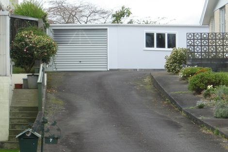 Photo of property in 7 Waimea Street, Westown, New Plymouth, 4310