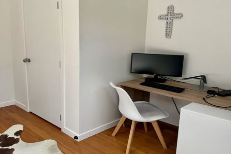 Photo of property in 2/25 Wolsley Avenue, Milford, Auckland, 0620