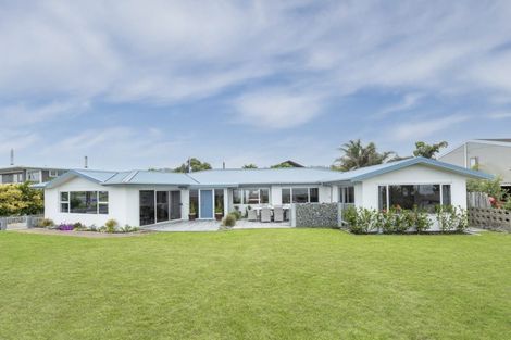 Photo of property in 60 Le Quesne Road, Bay View, Napier, 4104