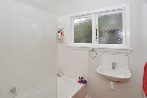 Photo of property in 180 Bower Avenue, New Brighton, Christchurch, 8083