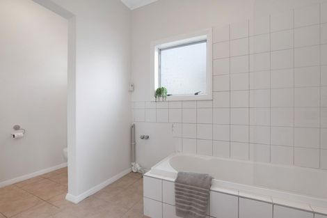 Photo of property in 85 Broadway, Stratford, 4332