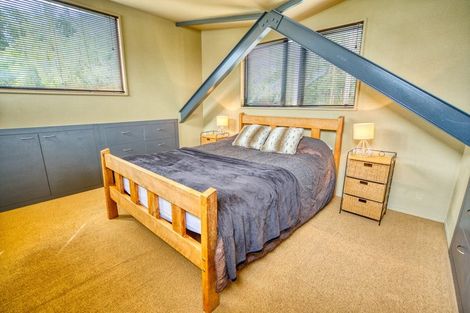 Photo of property in 17 Korua Street, Moana, 7872