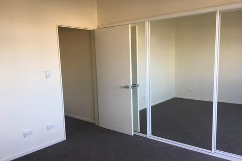Photo of property in Pirie Street Townhouses, 11/35 Pirie Street, Mount Victoria, Wellington, 6011