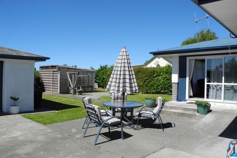 Photo of property in 42 Parsonage Road, Waimate, 7924