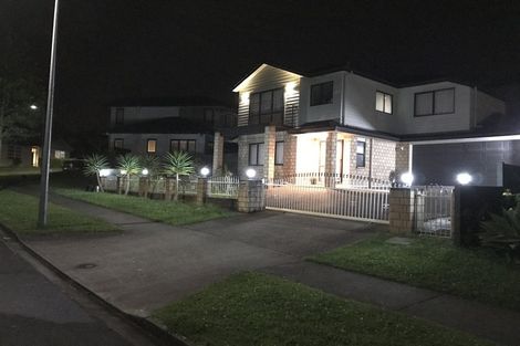 Photo of property in 25 Packspur Drive, Flat Bush, Auckland, 2016